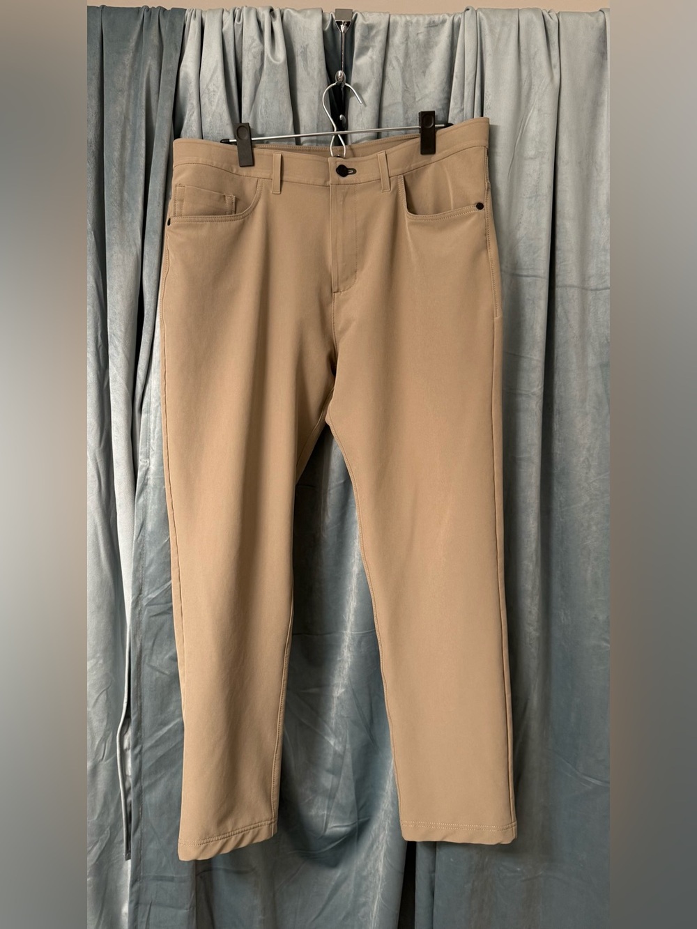Men's 34-32 Public Rec Stretch Chino Pants in Tan
